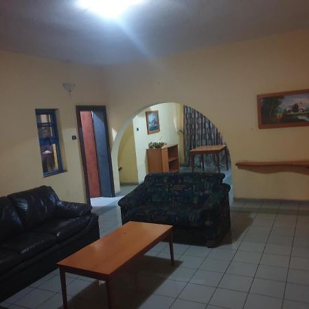 אבוג'ה Febson Hotel מראה חיצוני תמונה